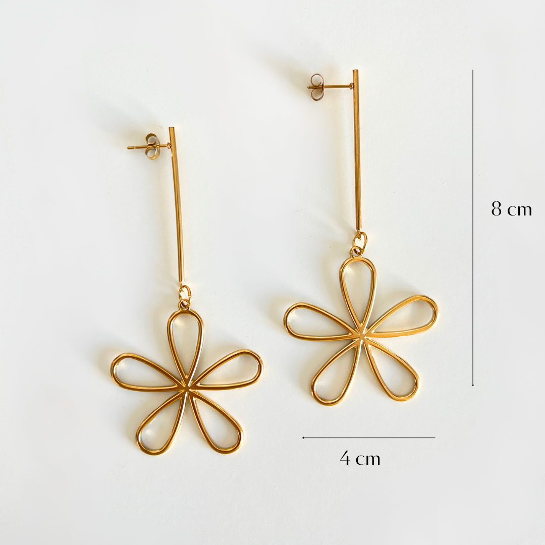 Pendientes Amelie largos dorados flor calada artesanales pendientes ligeros boda Hanalima